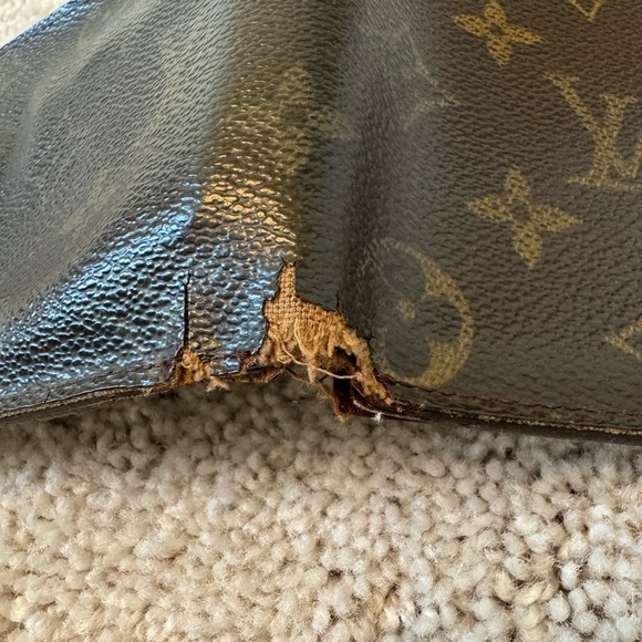 Louis Vuitton Monogram Marco Bi Fold Men’s Wallet - Picture 7 of 12